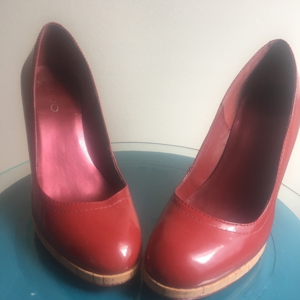 ALDO high heeled Red Shoes. Size 7 - Picture 6 of 11
